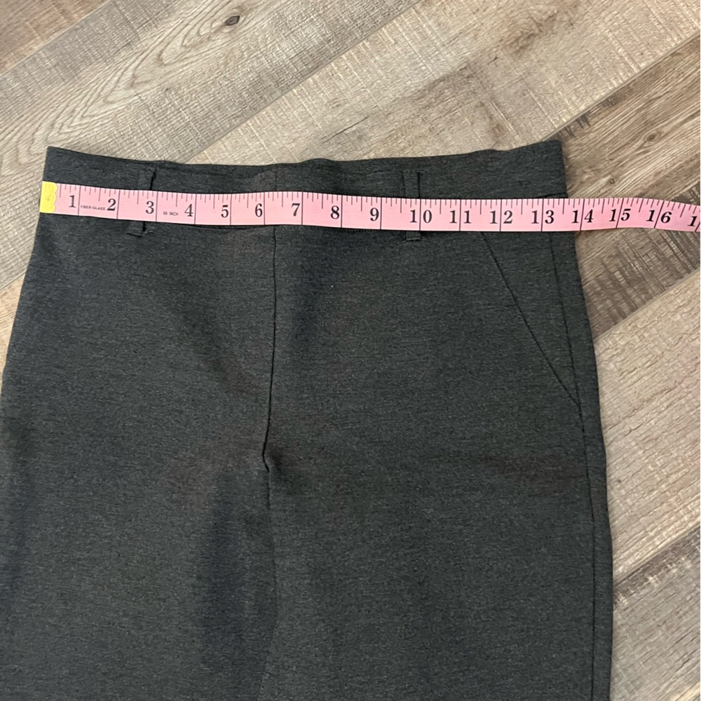 Quince Women's Charcoal Straight Leg pull on pants sz XS EUC - Picture 2 of 6